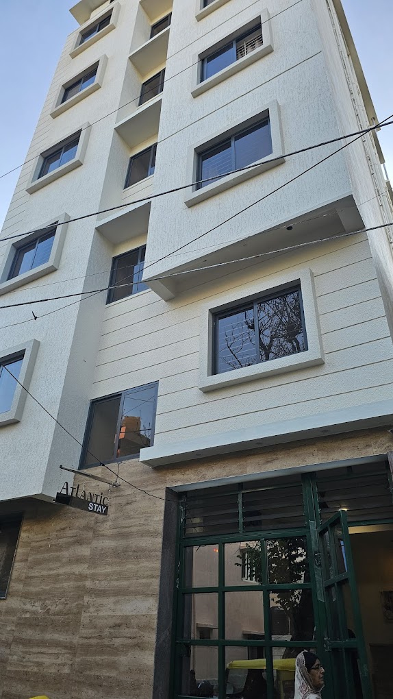 Front view of Atlantic Stay