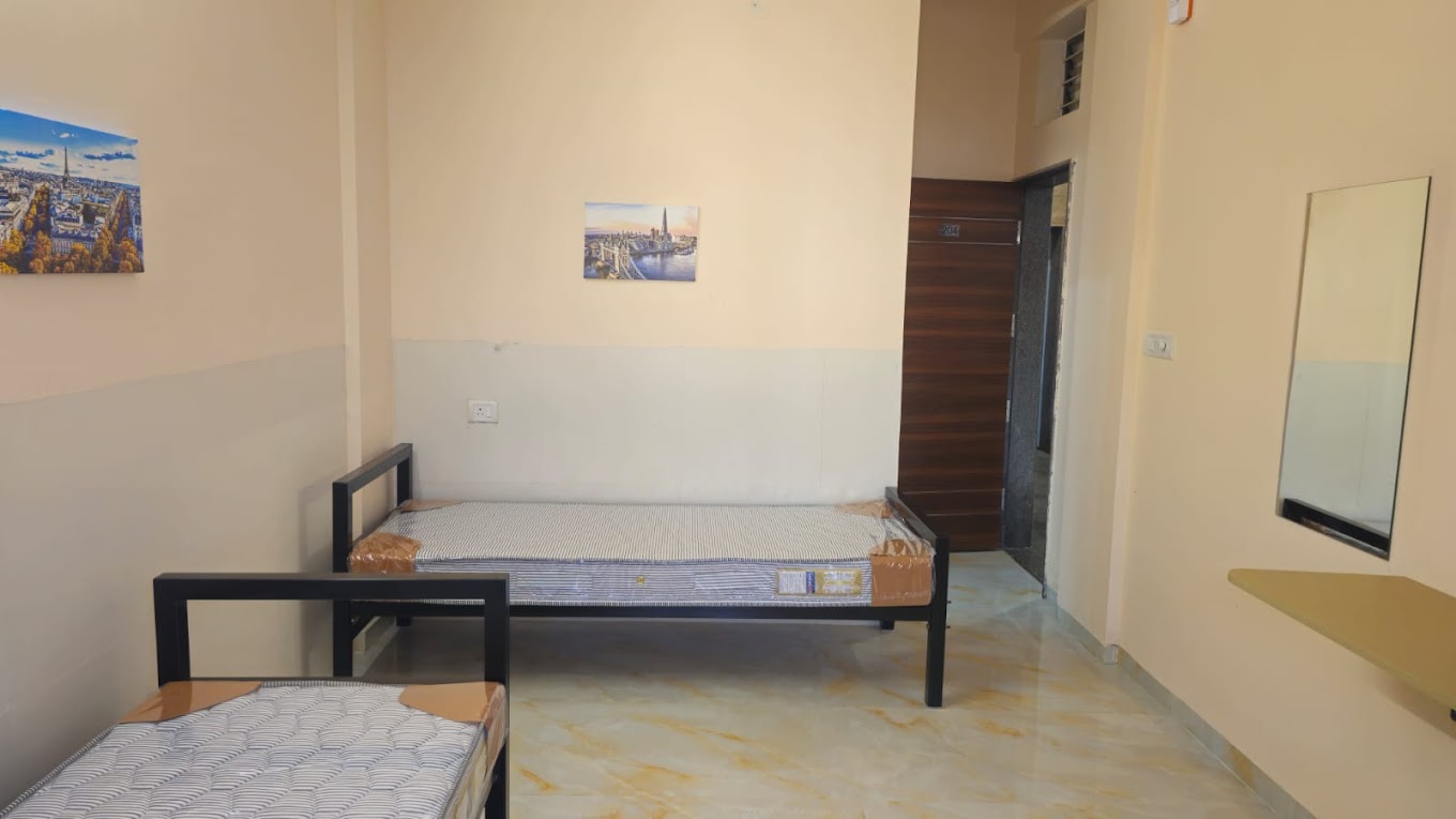 Comfortable Triple Room